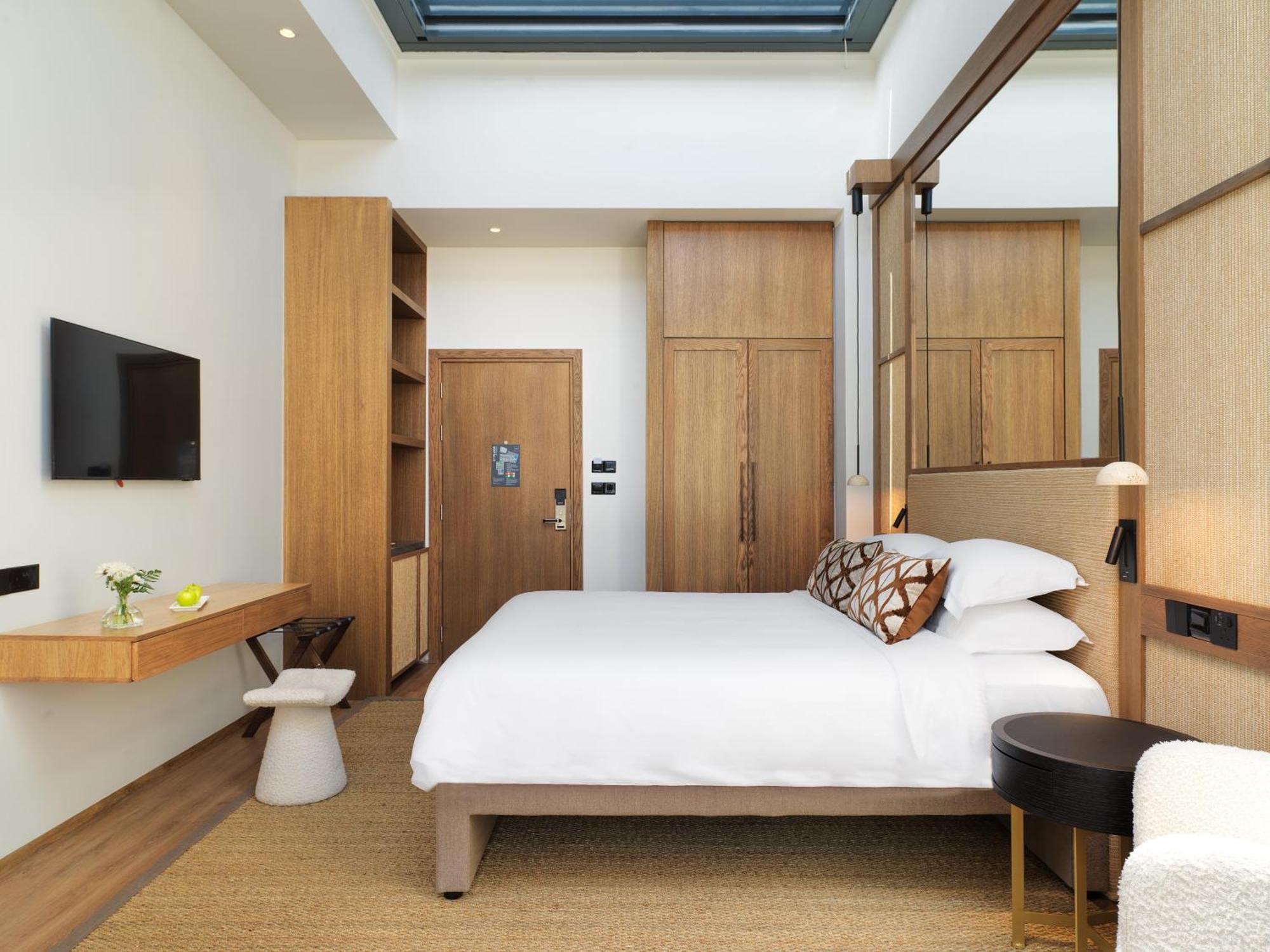 Leonardo Boutique Hotel Larnaca Room photo