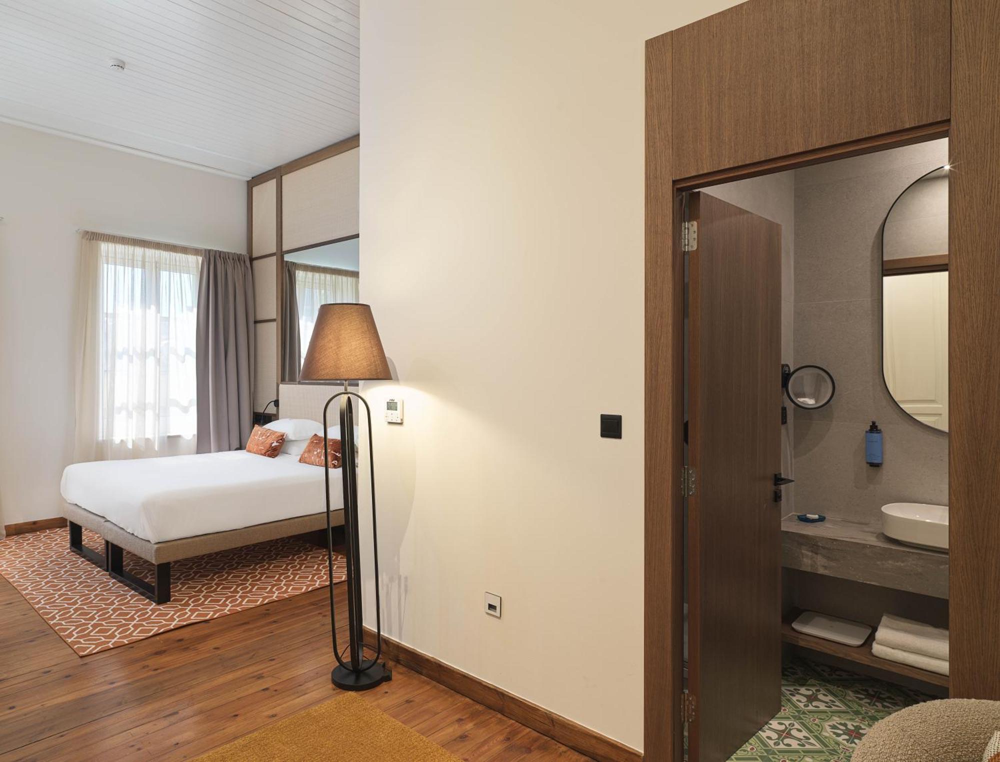 Leonardo Boutique Hotel Larnaca Exterior photo